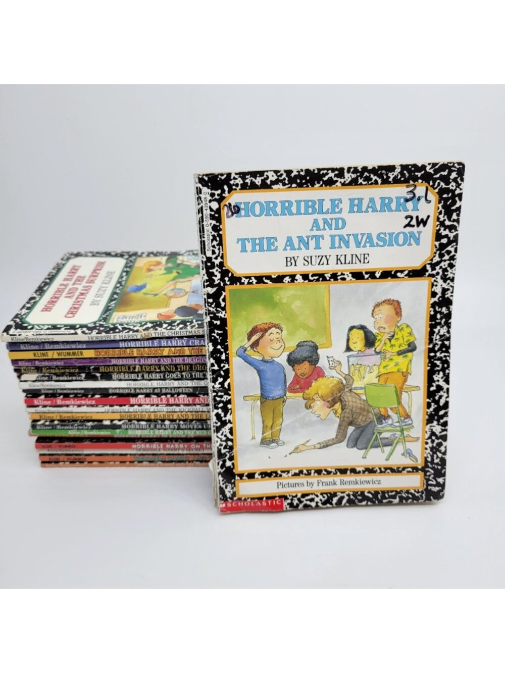 Horrible Harry by Suzy Kline Advancing Readers Lot of 19 Chapter Books - CB018